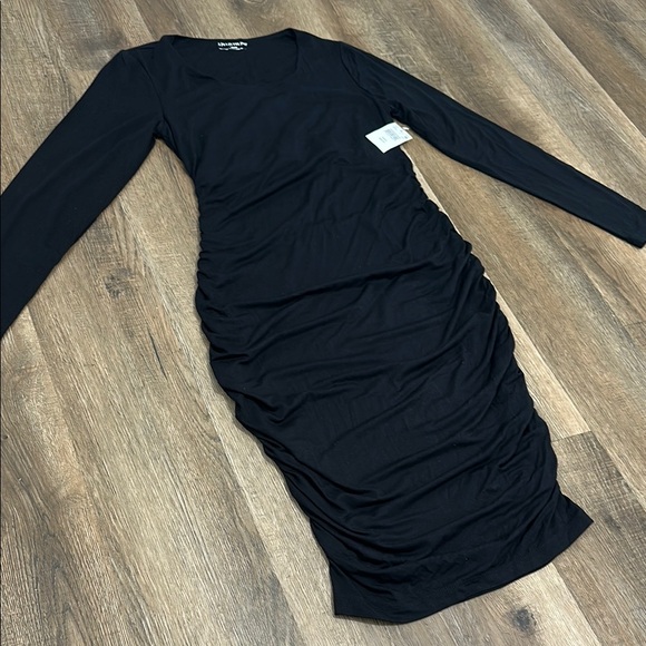 A Pea in the Pod, Black Ruched Long Sleeve Bodycon Maternity Dress - Picture 5 of 9
